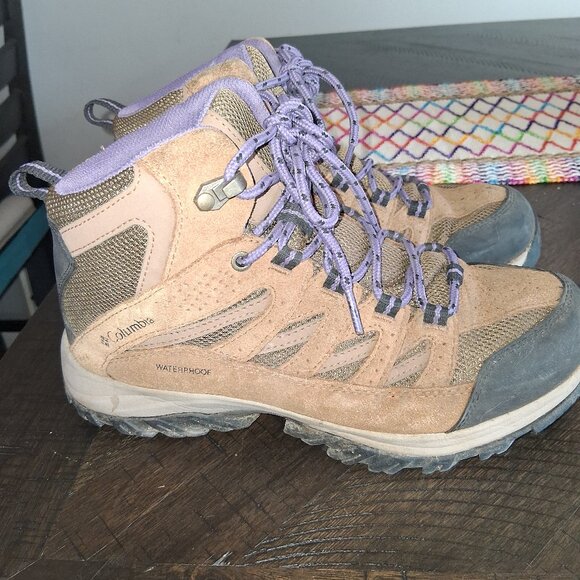 Columbia hiking boots - Picture 1 of 4